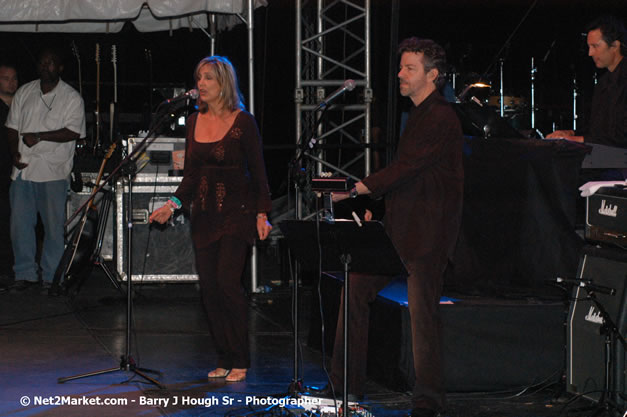 Michael Bolton - Air Jamaica Jazz & Blues Festival 2007 - The Art of Music -  Thursday, January 25th - 10th Anniversary - Air Jamaica Jazz & Blues Festival 2007 - The Art of Music - Tuesday, January 23 - Saturday, January 27, 2007, The Aqueduct on Rose Hall, Montego Bay, Jamaica - Negril Travel Guide, Negril Jamaica WI - http://www.negriltravelguide.com - info@negriltravelguide.com...!