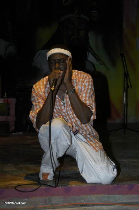 Live in Concert - Yellowman - Peter Metro - Bobby Dread - Swallow - backed by the Indika Band - Boubon Beach Restaurant, Beach Bar & Oceanfront Accommodations - Negril Travel Guide, Negril Jamaica WI - http://www.negriltravelguide.com - info@negriltravelguide.com...!