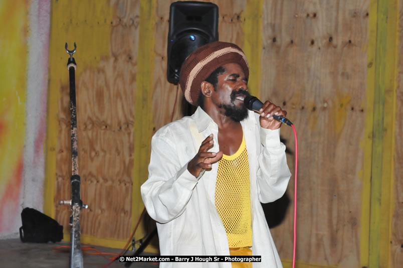  Coco Tea & Silver Cat at Bourbon Beach - Money Cologne Promotions presents The Growning of Coco Tea & Silver Cat at Bourbon Beach, Norman Manley Boulevard, Negril , Westmoreland, Jamaica W.I. - Monday, April 14, 2008 - Photographs by Barry J. Hough Sr. Photojournalist/Photograper - Photographs taken with a Nikon D70, D100, or D300 - Negril Travel Guide, Negril Jamaica WI - http://www.negriltravelguide.com - info@negriltravelguide.com...!