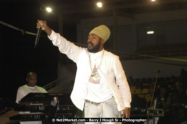 Lutan Fyah - Cure Fest 2007 - Longing For Concert at Trelawny Multi Purpose Stadium, Trelawny, Jamaica - Sunday, October 14, 2007 - Cure Fest 2007 October 12th-14th, 2007 Presented by Danger Promotions, Iyah Cure Promotions, and Brass Gate Promotions - Alison Young, Publicist - Photographs by Net2Market.com - Barry J. Hough Sr, Photographer - Negril Travel Guide, Negril Jamaica WI - http://www.negriltravelguide.com - info@negriltravelguide.com...!