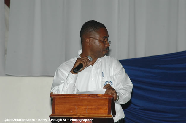 JUTA Tours Negril Chapter Annual Meeting - Clive Gordon Re-Elected as President, May 30, 2007, Negril Hills Golf Course, Sheffield, Westmoreland, Jamaica, W.I.  - Photographs by Net2Market.com - Negril Travel Guide, Negril Jamaica WI - http://www.negriltravelguide.com - info@negriltravelguide.com...!