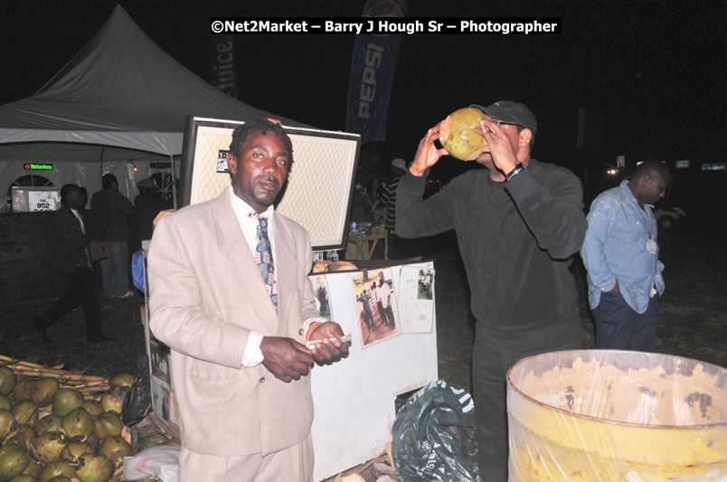 Minister of Tourism, Edmund Bartlett @ Jamaica Jazz and Blues Festival 2009 - Presented by Air Jamaica - Thursday, January 22, 2009 - Venue at the Aqueduct on Rose Hall Resort &amp; Country Club, Montego Bay, Jamaica - Thursday, January 22 - Saturday, January 24, 2009 - Photographs by Net2Market.com - Barry J. Hough Sr, Photographer/Photojournalist - Negril Travel Guide, Negril Jamaica WI - http://www.negriltravelguide.com - info@negriltravelguide.com...!