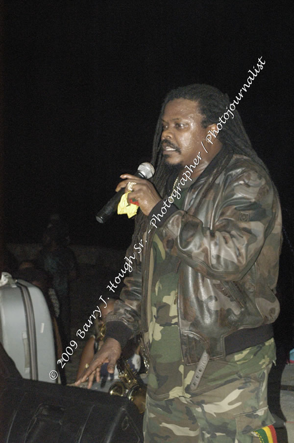  Luciano "Live in Concert" Negril Escape Resort & Spa, Openning Acts: Justice Merchant, and Timmi Burrell, Backing Band: JAH Messenjah, One Love Reggae Summer Series, West End, Negril, Westmoreland, Jamaica W.I. - Tuesday, August 11, 2009 - Photographs by Barry J. Hough Sr. Photojournalist/Photograper - Photographs taken with a Nikon D70, D100, or D300 - Negril Travel Guide, Negril Jamaica WI - http://www.negriltravelguide.com - info@negriltravelguide.com...!