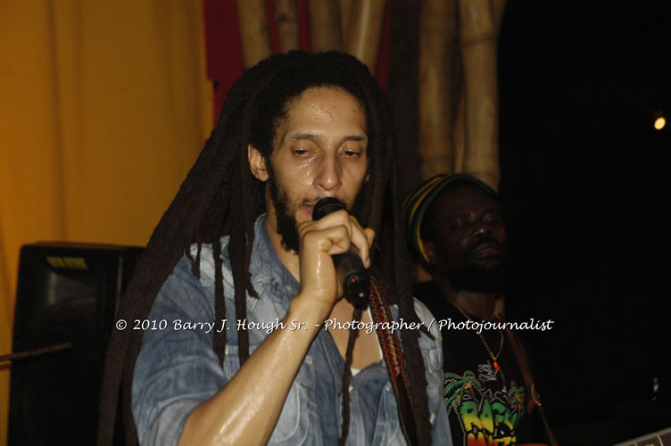 Julian Marley - Grammy Nominee & Son of the Legend Bob Marley - Live in Concert - Also featuring Ras Noble, Power Drill, Iron Head, & Robin Banks - Backing Band Roots Warrior, plus DJ Gemini @ One Love Reggae Concerts Series 09/10 @ Negril Escape Resort & Spa, February 2, 2010, One Love Drive, West End, Negril, Westmoreland, Jamaica W.I. - Photographs by Net2Market.com - Barry J. Hough Sr, Photographer/Photojournalist - The Negril Travel Guide - Negril's and Jamaica's Number One Concert Photography Web Site with over 40,000 Jamaican Concert photographs Published -  Negril Travel Guide, Negril Jamaica WI - http://www.negriltravelguide.com - info@negriltravelguide.com...!