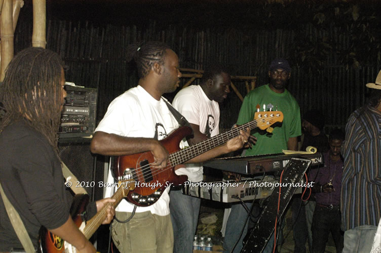 Marcia Griffiths & Edge Michael - Live In Concert - One Love Reggae Concert Series 09/10 @ Negril Escape Resort and Spa, December 29, 2009, One Love Drive, West End, Negril, Westmoreland, Jamaica W.I. - Photographs by Net2Market.com - Barry J. Hough Sr, Photographer/Photojournalist - Negril Travel Guide, Negril Jamaica WI - http://www.negriltravelguide.com - info@negriltravelguide.com...!