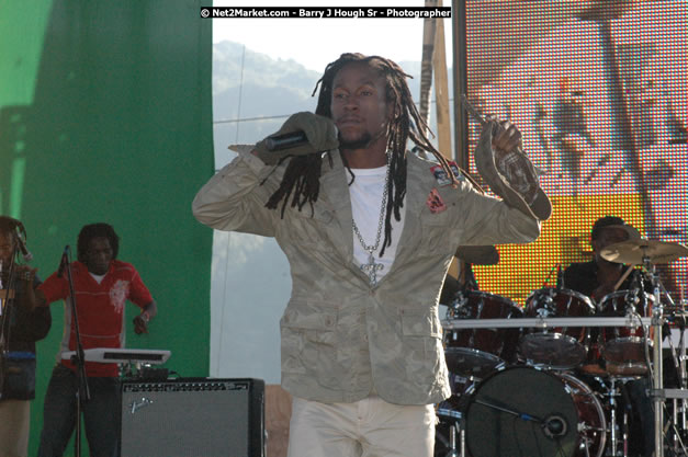 Jah Cure at Tru-Juice Rebel Salute 2008 - The 15th staging of Tru-Juice Rebel Salute, Saturday, January 12, 2008, Port Kaiser Sports Club, St. Elizabeth, Jamaica W.I. - Photographs by Net2Market.com - Barry J. Hough Sr, Photographer - Negril Travel Guide, Negril Jamaica WI - http://www.negriltravelguide.com - info@negriltravelguide.com...!