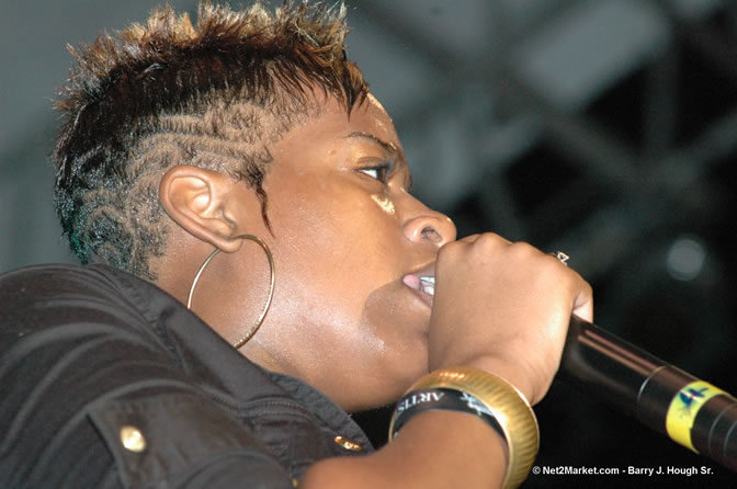 Fantasia - Red Stripe Reggae Sumfest 2005 - International Night #2 - July 23th, 2005 - Negril Travel Guide, Negril Jamaica WI - http://www.negriltravelguide.com - info@negriltravelguide.com...!