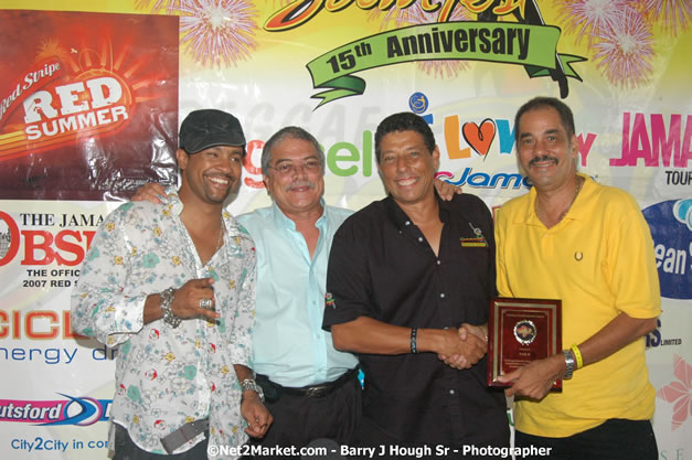 LL Cool J - Shaggy - Press Conference @ Richmond Hill Inn, Montego Bay - Red Stripe Reggae Sumfest at Catherine Hall, Montego Bay, St James, Jamaica W.I. - Negril Travel Guide.com, Negril Jamaica WI - http://www.negriltravelguide.com - info@negriltravelguide.com...!