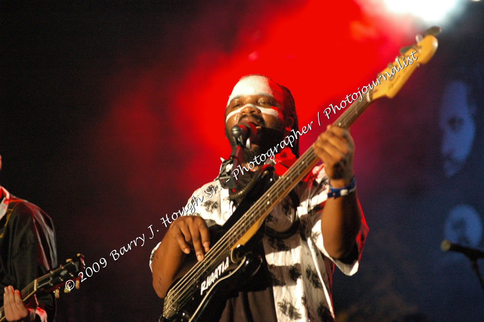 Rhaatid @ Reggae Sumfest 2009 - International Night 2 - Reggae Sumfest 2009,Catherine Hall, Montego Bay, St. James, Jamaica W.I. - Saturday, July 25, 2009 - Reggae Sumfest 2009, July 19 - 25, 2009 - Photographs by Net2Market.com - Barry J. Hough Sr. Photojournalist/Photograper - Photographs taken with a Nikon D70, D100, or D300 - Negril Travel Guide, Negril Jamaica WI - http://www.negriltravelguide.com - info@negriltravelguide.com...!