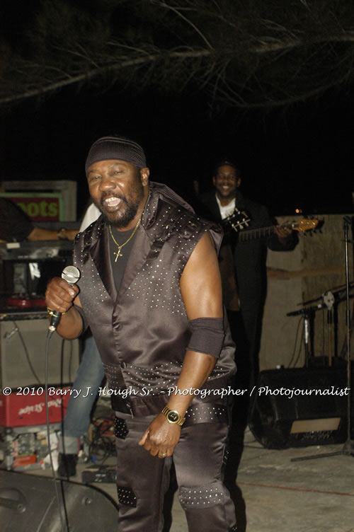 Toots and the Maytals - Grammy Award Winner @ Negril Fest - Presented by Money Cologne Promotions - Special Guest Star Jamaica Michael Jackson, Stama, Adeebe - Backed by Hurricane Band, MC Rev. BB on January 6, 2010 @ Roots Bamboo, Norman Manley Boulevard, Negril, Westmoreland, Jamaica W.I. - Photographs by Net2Market.com - Barry J. Hough Sr, Photographer/Photojournalist - The Negril Travel Guide - Negril's and Jamaica's Number One Concert Photography Web Site with over 40,000 Jamaican Concert photographs Published -  Negril Travel Guide, Negril Jamaica WI - http://www.negriltravelguide.com - info@negriltravelguide.com...!