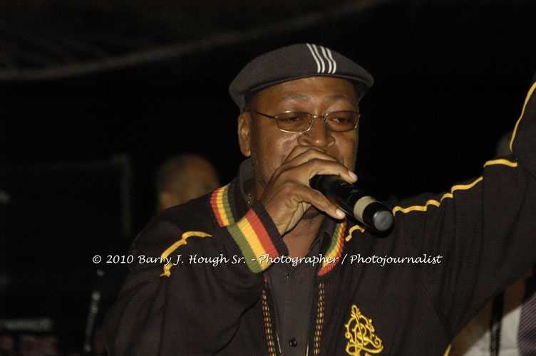 Toots and the Maytals - Grammy Award Winner @ Negril Fest - Presented by Money Cologne Promotions - Special Guest Star Jamaica Michael Jackson, Stama, Adeebe - Backed by Hurricane Band, MC Rev. BB on January 6, 2010 @ Roots Bamboo, Norman Manley Boulevard, Negril, Westmoreland, Jamaica W.I. - Photographs by Net2Market.com - Barry J. Hough Sr, Photographer/Photojournalist - The Negril Travel Guide - Negril's and Jamaica's Number One Concert Photography Web Site with over 40,000 Jamaican Concert photographs Published -  Negril Travel Guide, Negril Jamaica WI - http://www.negriltravelguide.com - info@negriltravelguide.com...!