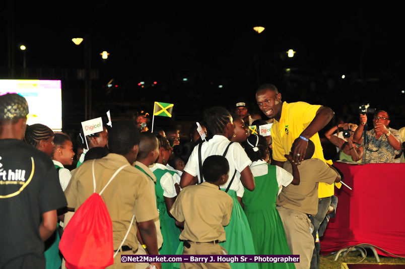 Jamaica's Athletes Celebration - Western Olympics Sports Gala & Trelawny Homecoming - Wednesday, October 8, 2008 - Photographs by Net2Market.com - Barry J. Hough Sr. Photojournalist/Photograper - Photographs taken with a Nikon D300 - Negril Travel Guide, Negril Jamaica WI - http://www.negriltravelguide.com - info@negriltravelguide.com...!