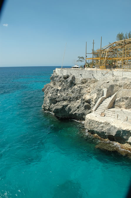 W orld Famous - Rick's Cafe - Negril's West End Cliffs - Rebuilding After Ivan  - Negril Travel Guide, Negril Jamaica WI - http://www.negriltravelguide.com - info@negriltravelguide.com...!