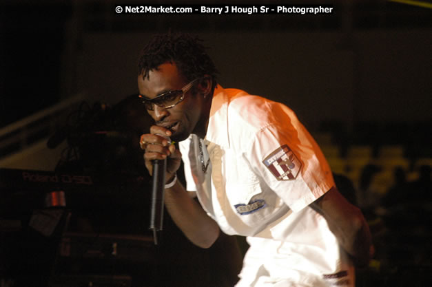 Cutty Corn and Cecile - Cure Fest 2007 - Longing For Concert at Trelawny Multi Purpose Stadium, Trelawny, Jamaica - Sunday, October 14, 2007 - Cure Fest 2007 October 12th-14th, 2007 Presented by Danger Promotions, Iyah Cure Promotions, and Brass Gate Promotions - Alison Young, Publicist - Photographs by Net2Market.com - Barry J. Hough Sr, Photographer - Negril Travel Guide, Negril Jamaica WI - http://www.negriltravelguide.com - info@negriltravelguide.com...!