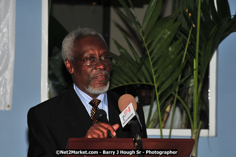 Bird of Paradise Awards & Gala @ Grand Palladium Resort & Spa [Fiesta] - Saturday, August 9, 2008 - Guest Honouree The Most Honourable P.J. Patterson ON, PC, QC - Hanover Homecoming Foundation LTD Jamaica - Wherever you roam ... Hanover bids you ... come HOME - Sunday, August 3 to Saturday, August 9, 2008 - Hanover Jamaica - Photographs by Net2Market.com - Barry J. Hough Sr. Photojournalist/Photograper - Photographs taken with a Nikon D300 - Negril Travel Guide, Negril Jamaica WI - http://www.negriltravelguide.com - info@negriltravelguide.com...!