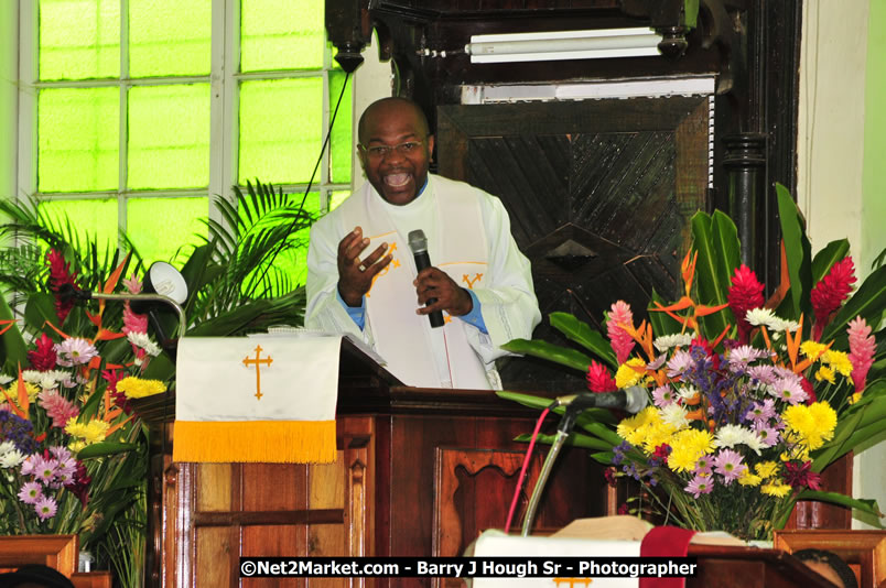 Lucea United Church - Unitied Church in Jamaica and Cayman Islands - Worship Service & Celebration of the Sacrament of Holy Communion - Special Guests: Hanover Homecoming Foundation & His excellency The Most Honourable Professor Sir Kenneth Hall Governor General of Jamaica - Sunday, August 3, 2008 - Hanover Homecoming Foundation LTD Jamaica - Wherever you roam ... Hanover bids you ... come HOME - Sunday, August 3 to Saturday, August 9, 2008 - Hanover Jamaica - Photographs by Net2Market.com - Barry J. Hough Sr. Photojournalist/Photograper - Photographs taken with a Nikon D300 - Negril Travel Guide, Negril Jamaica WI - http://www.negriltravelguide.com - info@negriltravelguide.com...!