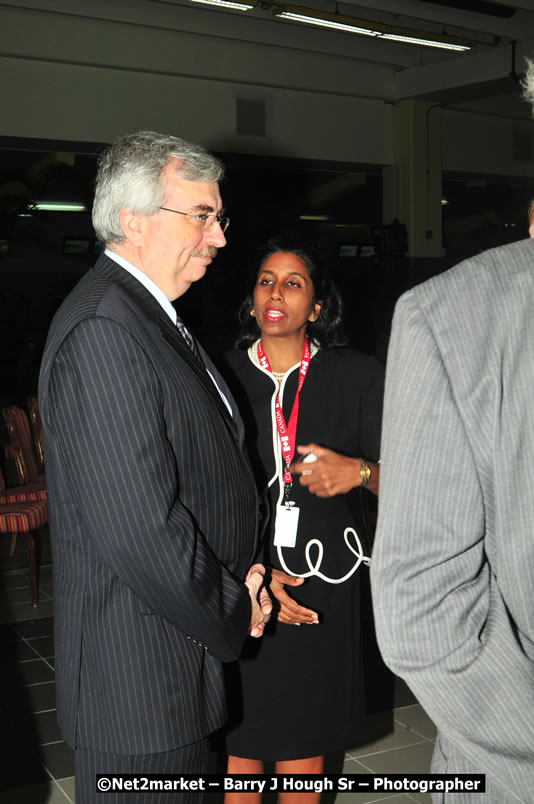 The Unveiling Of The Commemorative Plaque By The Honourable Prime Minister, Orette Bruce Golding, MP, And Their Majesties, King Juan Carlos I And Queen Sofia Of Spain - On Wednesday, February 18, 2009, Marking The Completion Of The Expansion Of Sangster International Airport, Venue at Sangster International Airport, Montego Bay, St James, Jamaica - Wednesday, February 18, 2009 - Photographs by Net2Market.com - Barry J. Hough Sr, Photographer/Photojournalist - Negril Travel Guide, Negril Jamaica WI - http://www.negriltravelguide.com - info@negriltravelguide.com...!