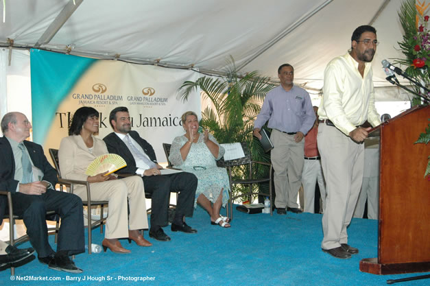 Palladium Hotels & Resorts - Groundbreaking of the 1600-Room Grand Palladium Lady Hamilton Resort & Spa and the Grand Palludium Jamaica Resort & Spa - Special Address: The Most Honorable Portia Simpson-Miller, O.N., M.P., Prime Minister of Jamaica - The Point, Lucea, Hanover, Saturday, November 11, 2006 @ 2:00 pm - Negril Travel Guide, Negril Jamaica WI - http://www.negriltravelguide.com - info@negriltravelguide.com...!