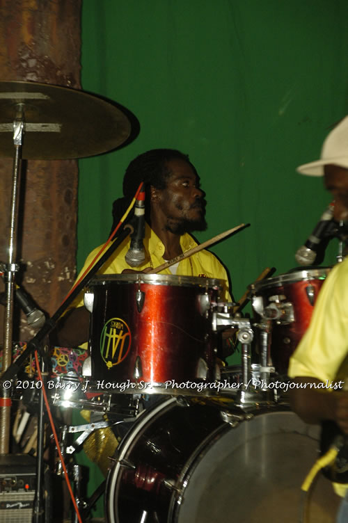 John Holt - Live in Concert - Also featuring Uprising Bank, plus DJ Gemini @ One Love Reggae Concerts Series 09/10 @ Negril Escape Resort & Spa, February 9, 2010, One Love Drive, West End, Negril, Westmoreland, Jamaica W.I. - Photographs by Net2Market.com - Barry J. Hough Sr, Photographer/Photojournalist - The Negril Travel Guide - Negril's and Jamaica's Number One Concert Photography Web Site with over 40,000 Jamaican Concert photographs Published -  Negril Travel Guide, Negril Jamaica WI - http://www.negriltravelguide.com - info@negriltravelguide.com...!