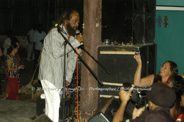 John Holt - Live in Concert - Also featuring Uprising Bank, plus DJ Gemini @ One Love Reggae Concerts Series 09/10 @ Negril Escape Resort & Spa, February 9, 2010, One Love Drive, West End, Negril, Westmoreland, Jamaica W.I. - Photographs by Net2Market.com - Barry J. Hough Sr, Photographer/Photojournalist - The Negril Travel Guide - Negril's and Jamaica's Number One Concert Photography Web Site with over 40,000 Jamaican Concert photographs Published -  Negril Travel Guide, Negril Jamaica WI - http://www.negriltravelguide.com - info@negriltravelguide.com...!