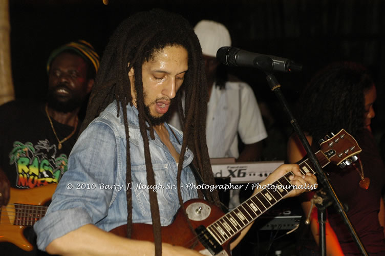 Julian Marley - Grammy Nominee & Son of the Legend Bob Marley - Live in Concert - Also featuring Ras Noble, Power Drill, Iron Head, & Robin Banks - Backing Band Roots Warrior, plus DJ Gemini @ One Love Reggae Concerts Series 09/10 @ Negril Escape Resort & Spa, February 2, 2010, One Love Drive, West End, Negril, Westmoreland, Jamaica W.I. - Photographs by Net2Market.com - Barry J. Hough Sr, Photographer/Photojournalist - The Negril Travel Guide - Negril's and Jamaica's Number One Concert Photography Web Site with over 40,000 Jamaican Concert photographs Published -  Negril Travel Guide, Negril Jamaica WI - http://www.negriltravelguide.com - info@negriltravelguide.com...!