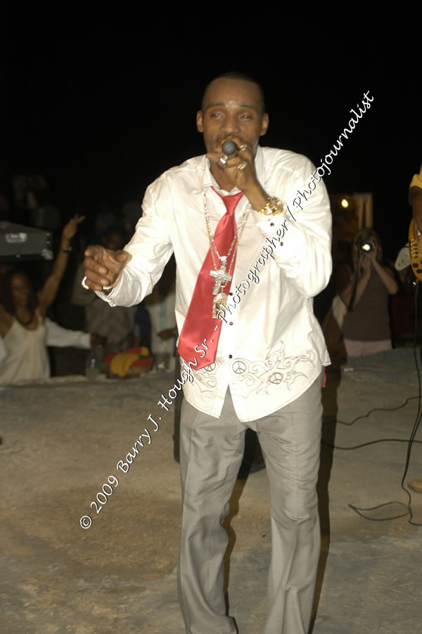  Sanchez - Live in Concert - at the One Love Reggae Concert Series 09/10 @ Negril Escape Resort & Spa - Also Featuring: Timmi Burrell and Justice Merchant- Backing Band Roots Warrior - DJ Gemini - MC Oliver Cargill, Negril Escape Resort & Spa, One Love Drive, West End, Negril, Westmoreland, Jamaica W.I. - Tuesday, November 24, 2009 - Photographs by Net2Market.com - Barry J. Hough Sr, Photographer / Photojournalist - Photos taken with a Nikon D70, D100, or D300 - Negril Travel Guide, Negril Jamaica WI - http://www.negriltravelguide.com - info@negriltravelguide.com...!