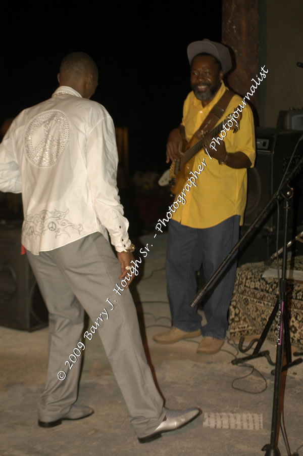  Sanchez - Live in Concert - at the One Love Reggae Concert Series 09/10 @ Negril Escape Resort & Spa - Also Featuring: Timmi Burrell and Justice Merchant- Backing Band Roots Warrior - DJ Gemini - MC Oliver Cargill, Negril Escape Resort & Spa, One Love Drive, West End, Negril, Westmoreland, Jamaica W.I. - Tuesday, November 24, 2009 - Photographs by Net2Market.com - Barry J. Hough Sr, Photographer / Photojournalist - Photos taken with a Nikon D70, D100, or D300 - Negril Travel Guide, Negril Jamaica WI - http://www.negriltravelguide.com - info@negriltravelguide.com...!