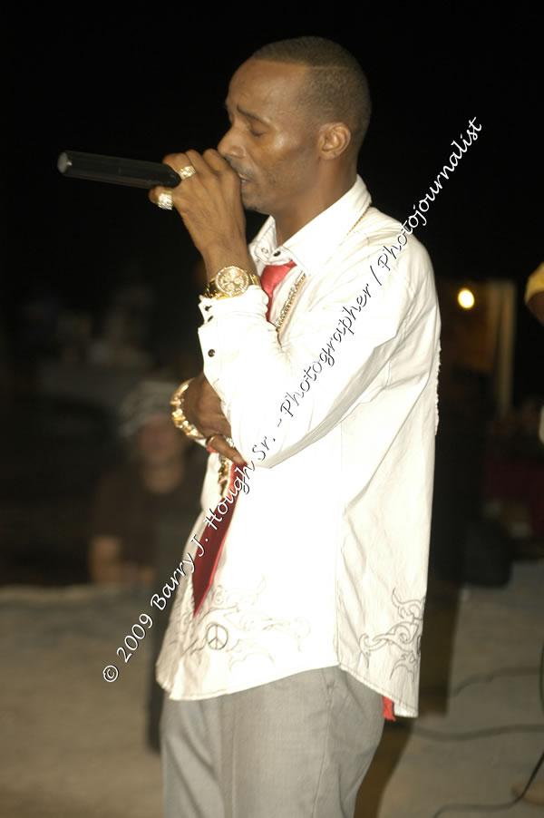  Sanchez - Live in Concert - at the One Love Reggae Concert Series 09/10 @ Negril Escape Resort & Spa - Also Featuring: Timmi Burrell and Justice Merchant- Backing Band Roots Warrior - DJ Gemini - MC Oliver Cargill, Negril Escape Resort & Spa, One Love Drive, West End, Negril, Westmoreland, Jamaica W.I. - Tuesday, November 24, 2009 - Photographs by Net2Market.com - Barry J. Hough Sr, Photographer / Photojournalist - Photos taken with a Nikon D70, D100, or D300 - Negril Travel Guide, Negril Jamaica WI - http://www.negriltravelguide.com - info@negriltravelguide.com...!