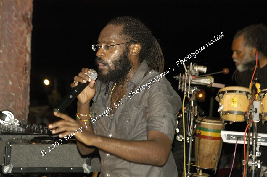  Tarrus Riley - Live in Concert - at the One Love Reggae Concert Series 09/10 @ Negril Escape Resort & Spa - Also Featuring: Mistic Bowie, Monday Justice, Cash, Dean Frazier - DJ Gemini - MC Oliver Cargill, Negril Escape Resort & Spa, One Love Drive, West End, Negril, Westmoreland, Jamaica W.I. - Tuesday, November 17, 2009 - Photographs by Net2Market.com - Barry J. Hough Sr, Photographer / Photojournalist - Photos taken with a Nikon D70, D100, or D300 - Negril Travel Guide, Negril Jamaica WI - http://www.negriltravelguide.com - info@negriltravelguide.com...!