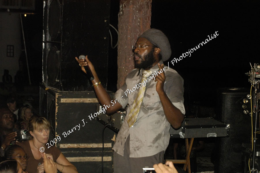  Tarrus Riley - Live in Concert - at the One Love Reggae Concert Series 09/10 @ Negril Escape Resort & Spa - Also Featuring: Mistic Bowie, Monday Justice, Cash, Dean Frazier - DJ Gemini - MC Oliver Cargill, Negril Escape Resort & Spa, One Love Drive, West End, Negril, Westmoreland, Jamaica W.I. - Tuesday, November 17, 2009 - Photographs by Net2Market.com - Barry J. Hough Sr, Photographer / Photojournalist - Photos taken with a Nikon D70, D100, or D300 - Negril Travel Guide, Negril Jamaica WI - http://www.negriltravelguide.com - info@negriltravelguide.com...!