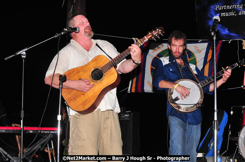 Chinese New Year @ The Sunset Show at Negril Escape - Tuesday, January 27, 2009 - Live Reggae Music at Negril Escape - Tuesday Nights 6:00PM to 10:00 PM - Photographs by Net2Market.com - Barry J. Hough Sr, Photographer/Photojournalist - Negril Travel Guide, Negril Jamaica WI - http://www.negriltravelguide.com - info@negriltravelguide.com...!