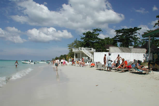 A Photo Walk along Negril's Famous Seven Mile Beach - Negril Travel Guide, Negril Jamaica WI - http://www.negriltravelguide.com - info@negriltravelguide.com...!