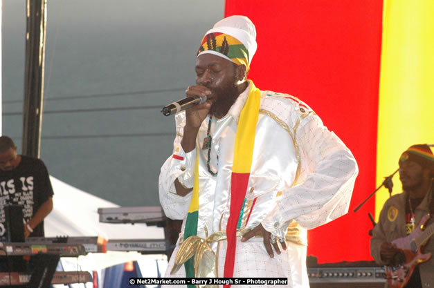 Capleton at Tru-Juice Rebel Salute 2008 - The 15th staging of Tru-Juice Rebel Salute, Saturday, January 12, 2008, Port Kaiser Sports Club, St. Elizabeth, Jamaica W.I. - Photographs by Net2Market.com - Barry J. Hough Sr, Photographer - Negril Travel Guide, Negril Jamaica WI - http://www.negriltravelguide.com - info@negriltravelguide.com...!