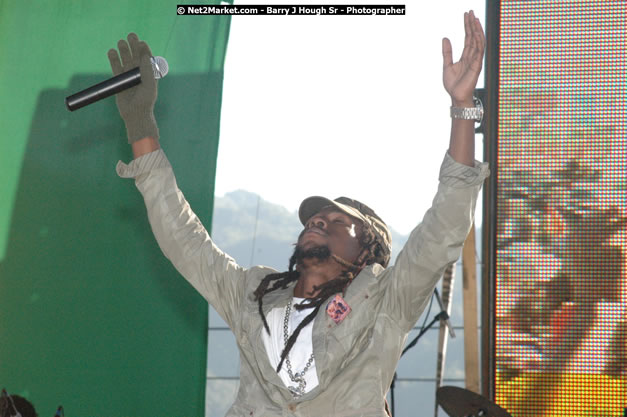 Jah Cure at Tru-Juice Rebel Salute 2008 - The 15th staging of Tru-Juice Rebel Salute, Saturday, January 12, 2008, Port Kaiser Sports Club, St. Elizabeth, Jamaica W.I. - Photographs by Net2Market.com - Barry J. Hough Sr, Photographer - Negril Travel Guide, Negril Jamaica WI - http://www.negriltravelguide.com - info@negriltravelguide.com...!