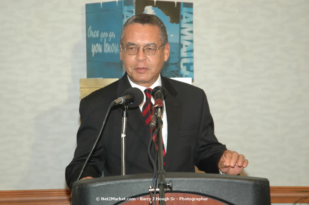 Red Cap Porters Awards - Minister of Tourism, Hon. Edmund Bartlett - Director of Tourism, Basil Smith - Friday, December 14, 2007 - Holiday Inn Sunspree, Montego Bay, Jamaica W.I. - Photographs by Net2Market.com - Barry J. Hough Sr, Photographer - Negril Travel Guide, Negril Jamaica WI - http://www.negriltravelguide.com - info@negriltravelguide.com...!