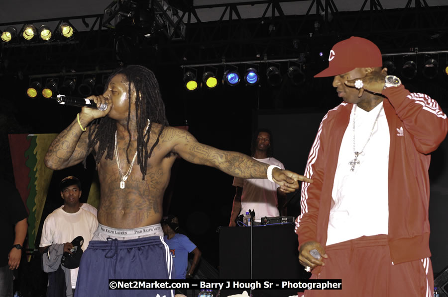 Lil Wayne @ Red Stripe Reggae Sumfest 2008 International Night 2, Catherine Hall, Montego Bay - Saturday, July 19, 2008 - Reggae Sumfest 2008 July 13 - July 19, 2008 - Photographs by Net2Market.com - Barry J. Hough Sr. Photojournalist/Photograper - Photographs taken with a Nikon D300 - Negril Travel Guide, Negril Jamaica WI - http://www.negriltravelguide.com - info@negriltravelguide.com...!