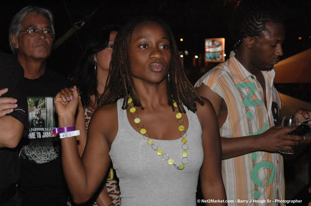 Venue - Audience at Red Stripe Reggae Sumfest 2006 - The Summit - Jamaica's Greatest, The World's Best - Saturday, July 22, 2006 - Montego Bay, Jamaica - Negril Travel Guide, Negril Jamaica WI - http://www.negriltravelguide.com - info@negriltravelguide.com...!