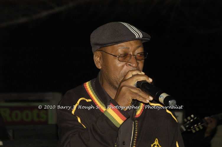 Toots and the Maytals - Grammy Award Winner @ Negril Fest - Presented by Money Cologne Promotions - Special Guest Star Jamaica Michael Jackson, Stama, Adeebe - Backed by Hurricane Band, MC Rev. BB on January 6, 2010 @ Roots Bamboo, Norman Manley Boulevard, Negril, Westmoreland, Jamaica W.I. - Photographs by Net2Market.com - Barry J. Hough Sr, Photographer/Photojournalist - The Negril Travel Guide - Negril's and Jamaica's Number One Concert Photography Web Site with over 40,000 Jamaican Concert photographs Published -  Negril Travel Guide, Negril Jamaica WI - http://www.negriltravelguide.com - info@negriltravelguide.com...!