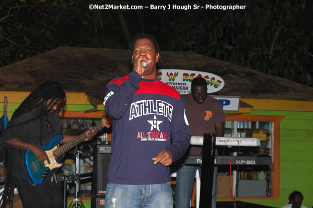 Tarrus Riley, Jimmy Riley, and Dwayne Stephensen - Money Cologne Promotions in association with "British Link Up" presents Summer Jam featuring She's Royal Tarrus Riley & Jimmy Riley - Plus Ras Slick, Sham Dawg, and Whiskey Bagio @ Roots Bamboo, Norman Manley Boulevard, Negril, Jamaica W.I. - Backed up Dean Fraser & The Hurricanne Band - MC Barry G and Rev. BB - July 25, 2007 - Negril Travel Guide.com, Negril Jamaica WI - http://www.negriltravelguide.com - info@negriltravelguide.com...!