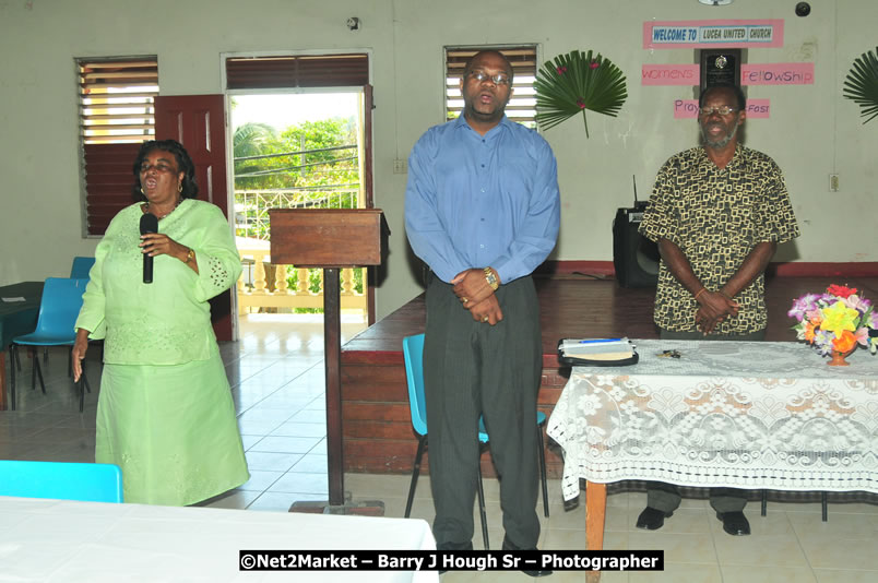 The Graduation Ceremony Of Police Officers - Negril Education Evironmaent Trust (NEET), Graduation Exercise For Level One Computer Training, Venue at Travellers Beach Resort, Norman Manley Boulevard, Negril, Westmoreland, Jamaica - Saturday, April 5, 2009 - Photographs by Net2Market.com - Barry J. Hough Sr, Photographer/Photojournalist - Negril Travel Guide, Negril Jamaica WI - http://www.negriltravelguide.com - info@negriltravelguide.com...!